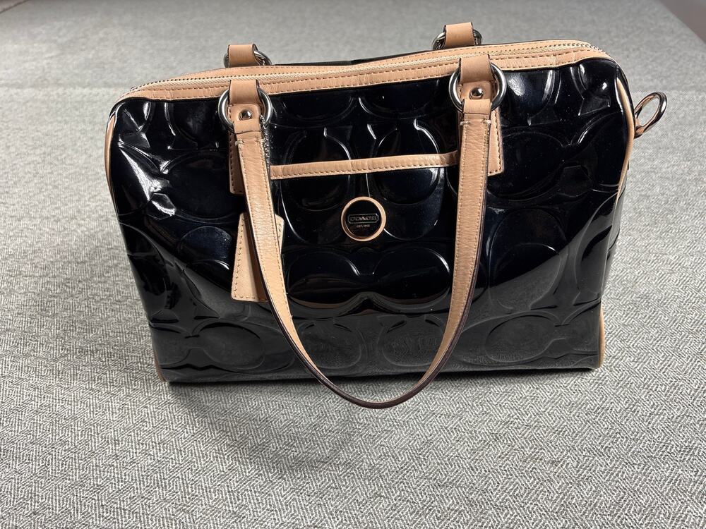 Coach Signature Embossed Patent Peyton Satchel Black Tan E1320-F25189 No Strap
